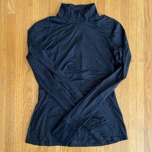 Lululemon women’s black running/workout jacket size 6/M